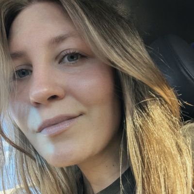 finns_det_en_sa's profile picture. FUCK WAR.