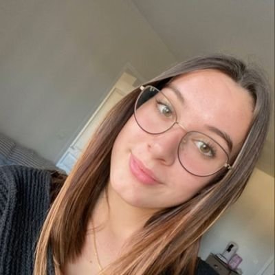 Zilou1512's profile picture. 