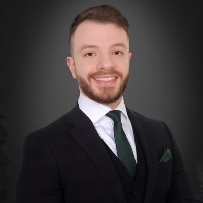 Husband - PGY 1 @OBHBrookdaleIM - Nice to meet you 😎 - IG: Dr.Osfit