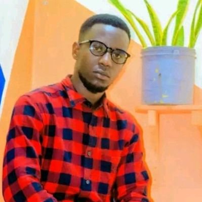 yves_manis43991's profile picture. 