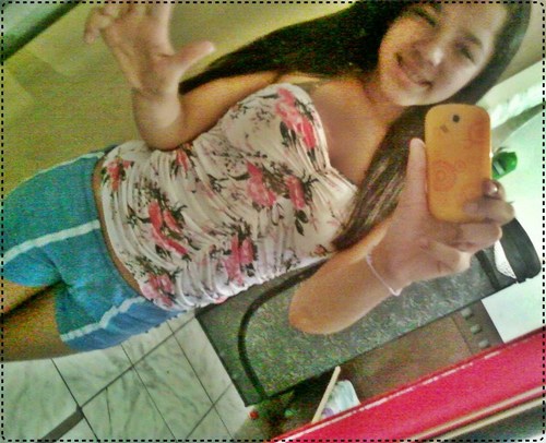 ♪ Pooorq ellaaa ée Immpoossiveeeel, Q.nooviinhaa teeriiveel praaa rooomaancee éee Of praa Baaaladaa ée Diispoooniiveeeel ♪♫ . '