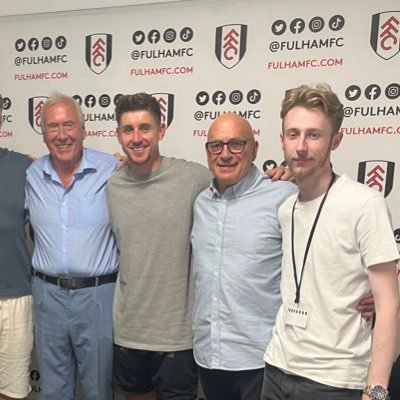 Producer of @JOF ⚽️ , @BAFTA Shortlisted Screenwriter ✏️ & United Season Ticket holder - UTFR 🇾🇪 Message for any Requests ✉️
