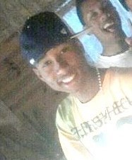 Quando o sol me acorda Tenho a esperança de um dia melhor pra nois dois e pra quem fas o BEM... (8)