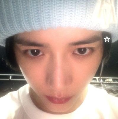 범규 is my safe place ໒꒰ྀི´• ˕ •` ꒱ྀིა♡ multi ⋆.˚ 20yo photographer ⁺˚⋆ croquette or whatever they say 𐙚₊ ⊹₊ ⋆