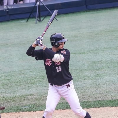 kyoungseo_min's profile picture. @LosMedanosBBall INF (SS,2B,3B) Sidearm Pitcher Two way player 5'11" 192lbs kyoungseom@gmail.com 503 267 8281 🇰🇷 Redshirt Freshman