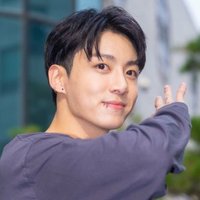 jungkook propagandist ෆ (@jkgoldenhour) 's Twitter Profile Photo jungkook propagandist ෆ (@jkgoldenhour) 's Twitter Profile Photo