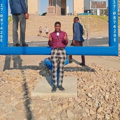 Teacher@idk. Messi and FC Barcelona enthusiast. brother and friend.