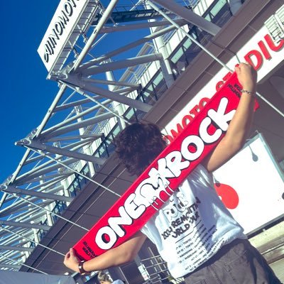 01/ONE OK ROCK/無言フォロー失礼します