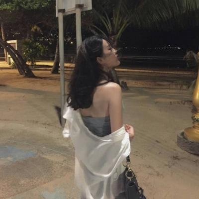 Carolin01471141's profile picture. Can I be friends with you?