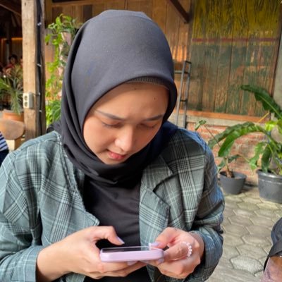 rinardianti's profile picture. 