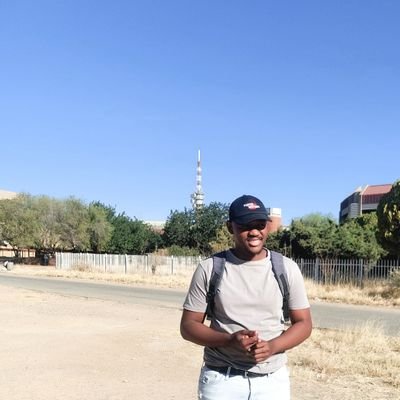CeoAdv's profile picture. 🇿🇦⚖️📚 / student of life// one day at a time// Sports: #LFC, #OPFC