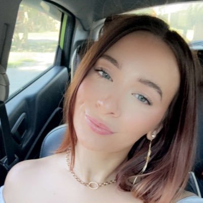 aliiiiitweets's profile picture. happy & healing ☯️