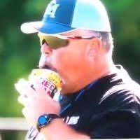 Larvus “Juicy Fruit” Shoemaker (@larvlookin4pt) Twitter profile photo