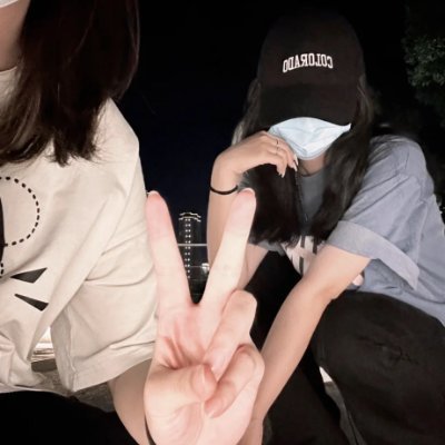 Bubbleleongm's profile picture. I will always be loyal to myself and run towards my ideals and freedom 🛫