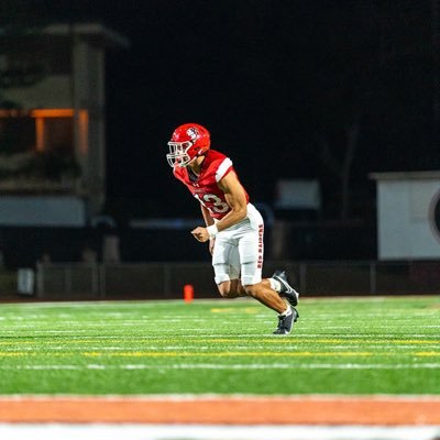 6.3ll 216lbsll Edge rusher, LB ll kahuku hs 2026ll NCAA ID# 2506633605ll