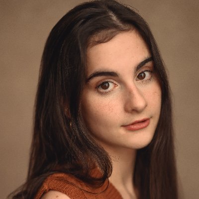 🏴 | Singer/Dancer/Actor | Musical Theatre | GSA (2022-2023) | @JulieFoxAssoc | She/They 🌈