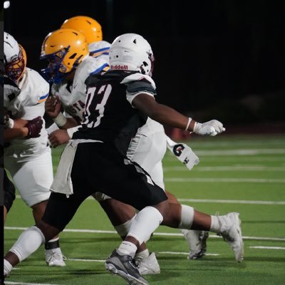 Kaifields2008's profile picture. | Kai Fields | 2028 | DT/DE 6’0 245 | 3.25 GPA | Las Vegas NV Desert Oasis HS | kaifields867@gmail.com : coach (912) 571-3837