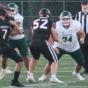 Football captain | VERSATILE OL | 2026 | 6’2”| 278 |3.6 gpa | Middleton Wi | #52🏈 | Varsity shot and disc |
