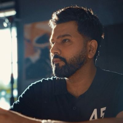 RoshanNaik52283's profile picture. 