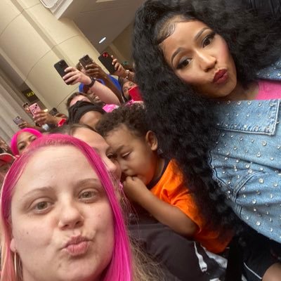 IM A OG BARB since 07 🩷👑🫶🏼 followed by @nickiminaj 9/15/24met her 2x saw her 2 tours || @nickiminaj n I share bday 12/8/83♐️ #nickitriviawinner bossbitch