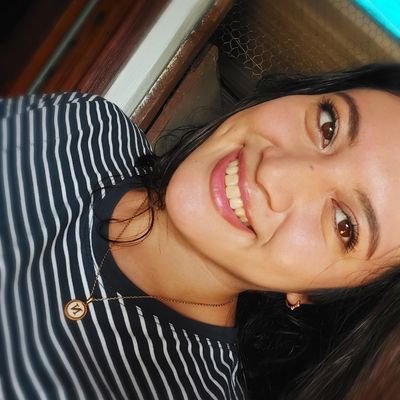 Sc👻: Nathaaa29
Normalmente ando bailando y cantando cualquier tontería, pink para todo... 💗✨️