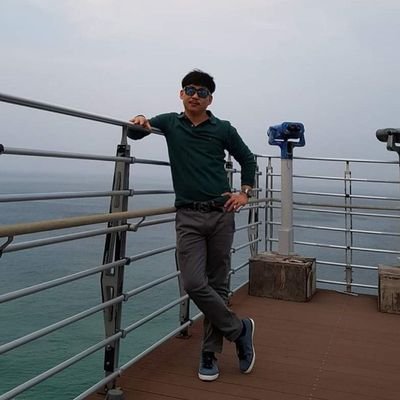 JaceHwang827's profile picture. 대한민국에 거주하며  항상긍정적인 마인드로 
참여합니다