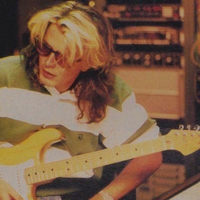 Pijapija8's profile picture. Thinking weas | 18