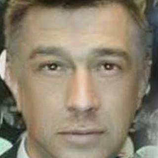 DamirLivnjak's profile picture. Sve ovod intelektualci a ja jedini seljak.
Čitaj i gledaj s razumijevanjem i ne seri s predrasudama!