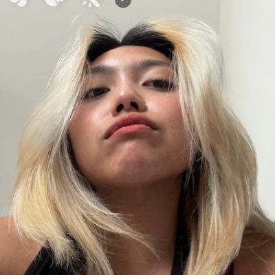 cherrytinggg's profile picture. that’s bawal…