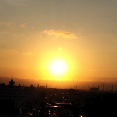 lFU3K381Ja21128's profile picture. 昔から好きになると長いので世良さんとSMAPと三浦春馬くんと松下洸平くんが好きです。ただその時思ったことを呟きます。カッコイイのに優しくて可愛い人が好きだな。洸平くんは八さんに沼りました。昨年辛い時洸平くんに元気貰えて頑張れて感謝の推し活中に大好きになり2023年12月からK’s room住人です。仲良くして下さいね☺