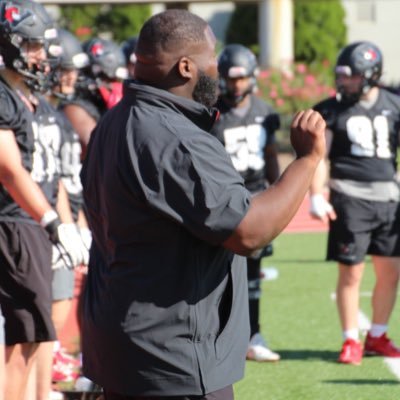 DL/Run Game Coordinator ➕ S&C🏋🏿♂️Coach @Wes_Football |Philippians 4:13| Galatians 6:9|Mir, Mars, Moon|Author, How To Maneuver Through College| 3 DL🔛@NFL