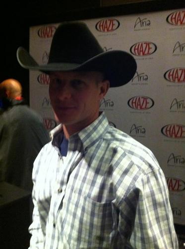 Partner/Agent XD Sports,
Hunter,
Team Roper