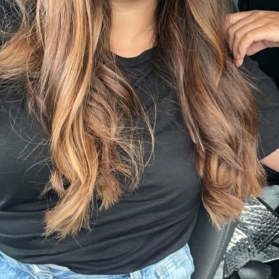 tiphaines11's profile picture. 02👩‍👧