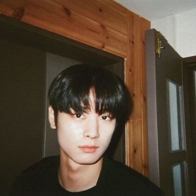 kalau gak bales DM artinya lagi ngejar sasuke ke desa sebelah