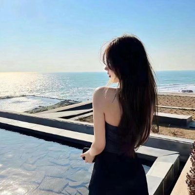 vietconghh's profile picture. 👧미친 투자광
✋다양한 각도에서 문제를 관찰하고, 제때 발견하고, 제때 처리해보세요!
🏃‍♀️여행, 드라마 감상, 음식, 서핑을 좋아합니다.
🙋‍♀️매일 인생 경험을 공유하고, 저와 친구가 되어보세요!