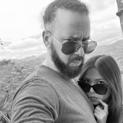 Data Strategist, Marketeer | Storyteller, Writer, Publisher and founder of @xthestoryteller | https://t.co/ZOfR01wuYV my 💚 @reallyswampy