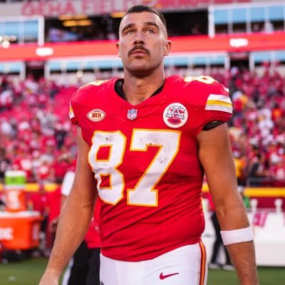 Fan account for Kansas City Chiefs tight end and Three time Super Bowl champion Travis Kelce. Not affiliated with @TKelce. Account since 2016.