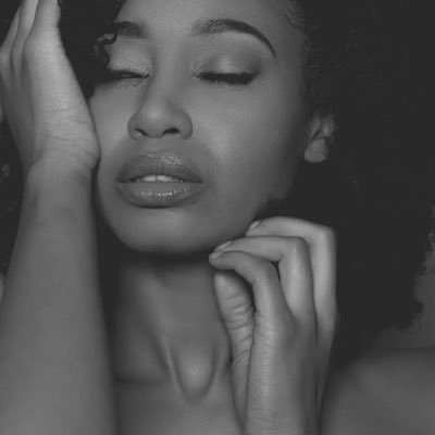 Artist, Model, Stock Options Trader Nashville, TN| Jesus Follower| IG: jayveni_ jamievart| options trader👸🏽📈Hometown-Memphis, TN https://t.co/jLelHMIh5K