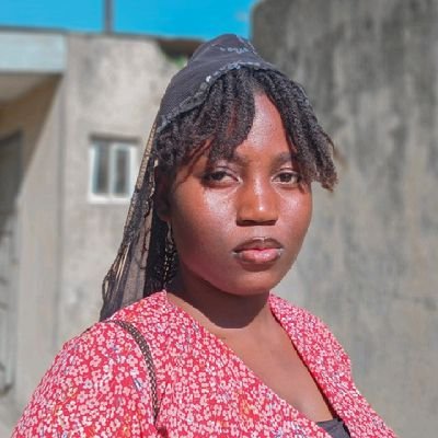miirahclee's profile picture. Google certified data analyst 📊 | I help people get started in the data space by sharing my experiences 📝 | When God said let there be light, he spoke me✨