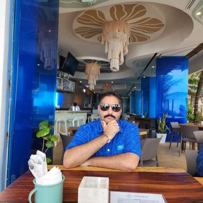 Professionally - eCommerce Founder at @QolicoLife, @RelateebleStore / SaaS Founder at @BreezySku (#BuildInPublic).
Personally - 🍺, 🤠🎵, 🧀🏈, 🤘🏾