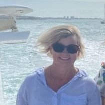International penalty scorer. Dishwasher emptier @BBCRB and @bbcsomerset. Proud mum, Nanny Bridge, owner of horse(s) and occasional shepherdess. My own views.