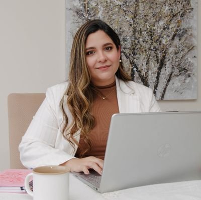 I am not the typical Human Resources expert! Pro virtualidad 🌎¿Estás listo para internacionalizar tu carrera? 💻 ✨Escríbeme desde el link 👇