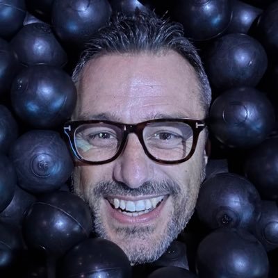 lisandroz's profile picture. 