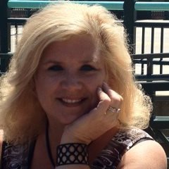 DazzyDi22's profile picture. Patriot who loves the USA/MAGA/ TRUMP/ Married to a legal immigrant from Italy. God Bless America! GO PACK GO!  Back after years of being kicked off!
#Wisconsin