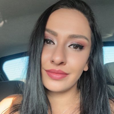 BetulAktass35's profile picture. 