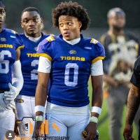 Amari Simon (@amariisimonn) 's Twitter Profile Photo Amari Simon (@amariisimonn) 's Twitter Profile Photo