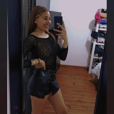 DominiciFlor's profile picture. 