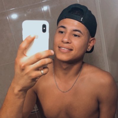99’ España🇪🇸 Argentina🇦🇷 Acuariano ♒ @lucas_riverplatense
