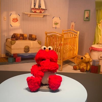 jmemoj's profile picture. 見る専門店