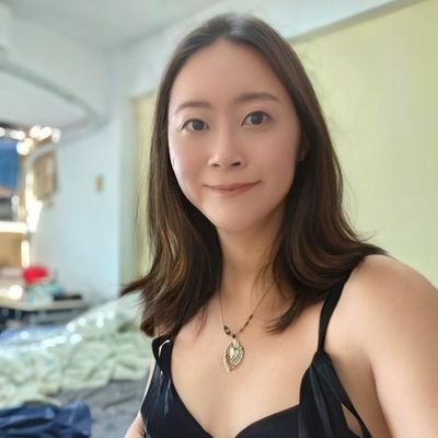 she_morica's profile picture. pararrell cosmos